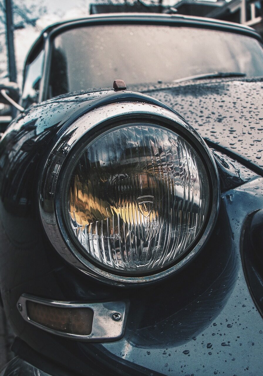 classic-car-1209334_1920
